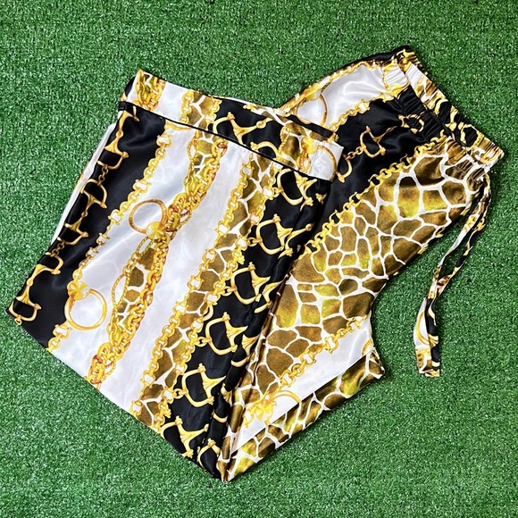 Victoria’s Secret Chain Link Satin Pj Set - Picture 15 of 16